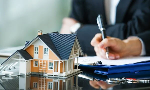 How to post an effective real estate ad to rent your property